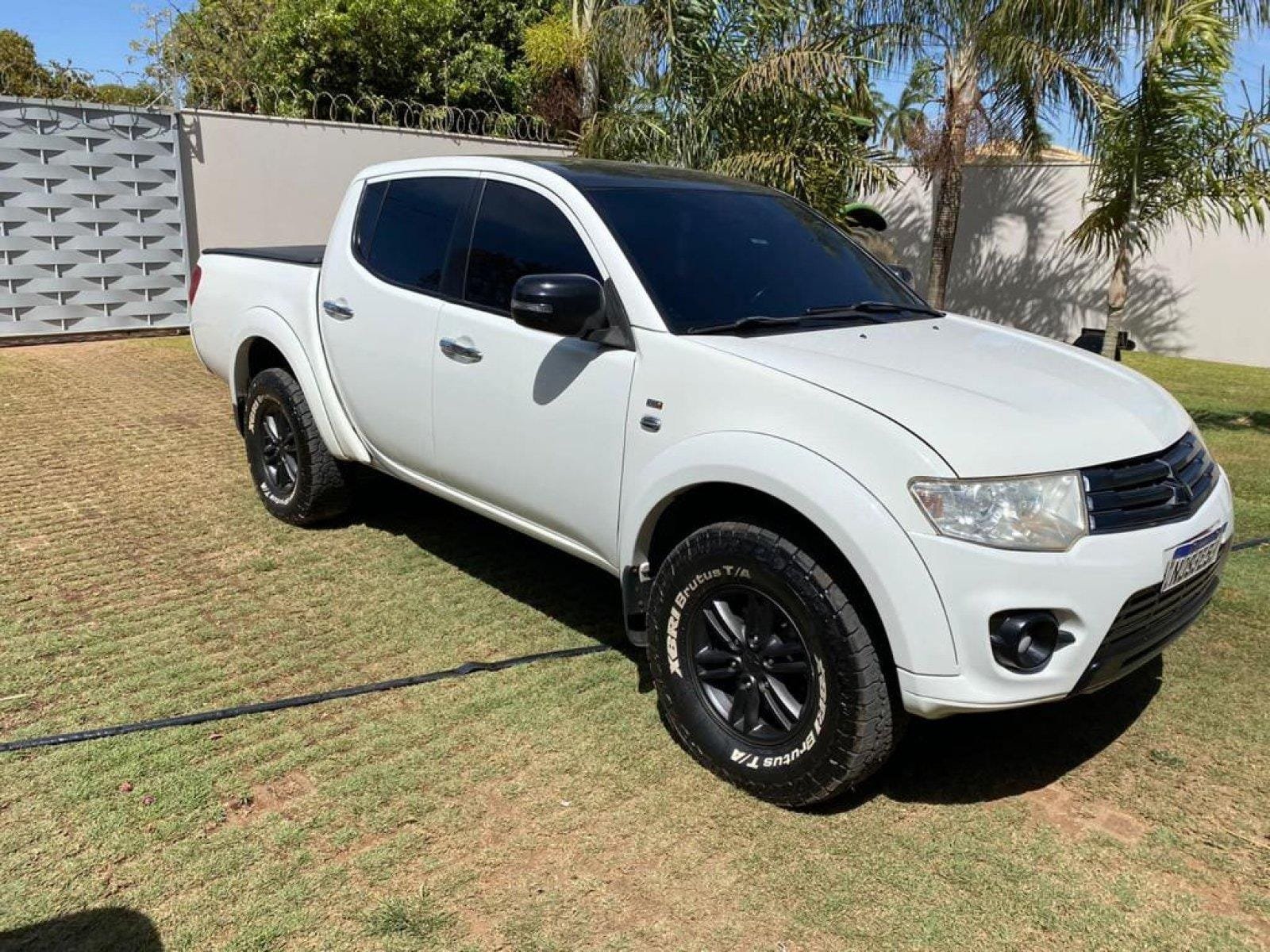 Leia mais sobre o artigo MITSUBISHI L200 TRITON 2.4 16V TURBO SPORT HPE-S 4X4